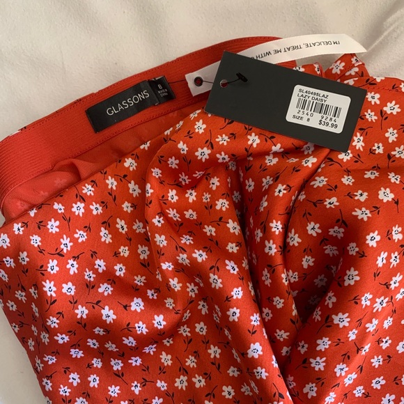 Glassons Skirts Nwt Glassons Floral Midi Skirt Poshmark